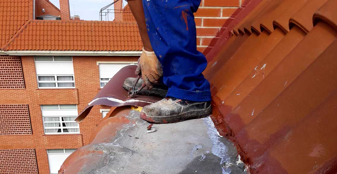 reparación de tejado en un ático en Madrid